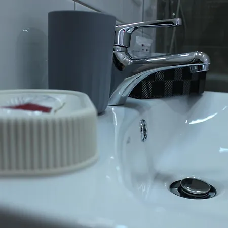 Prestige House 6 Guest house