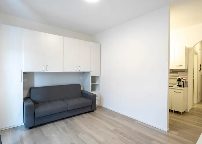 Prestige House 6 Casa de hóspedes 3*